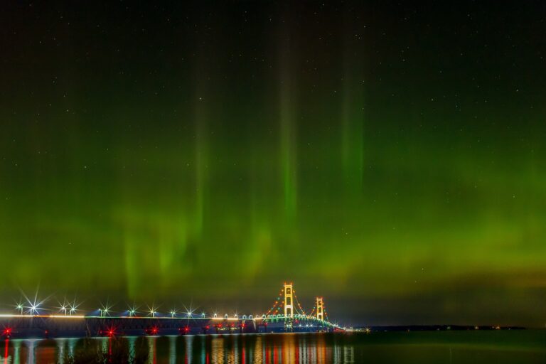 How to See Northern Lights in Michigan: 10 Best Tips