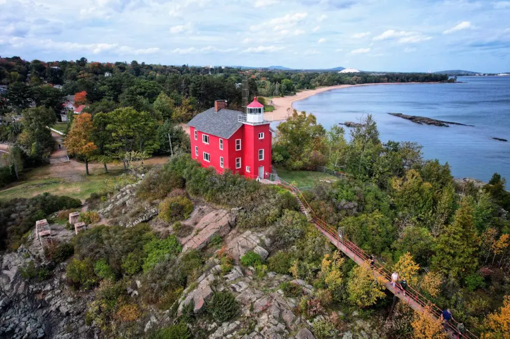 best places to visit in upper peninsula michigan - marquette lighthouse