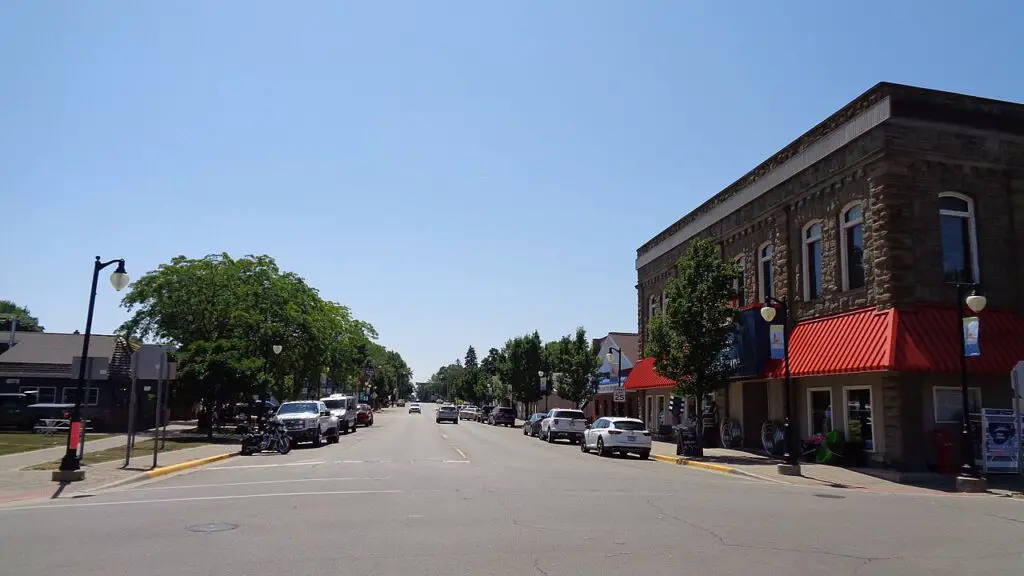 michigan lake huron beach towns port austin