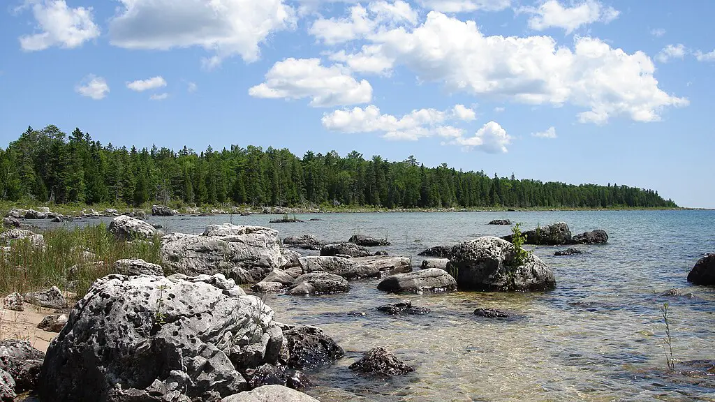 lake huron from upper peninsula